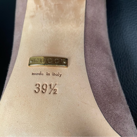 Gucci suede buckle toe pumps size 39.5 - Picture 9 of 10